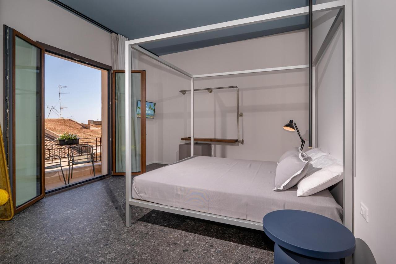 Bed 10.5 - Design Suite Кастелламмаре-дель-Гольфо Екстер'єр фото